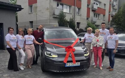 Nowe auto dla Hospicjum Dar Serca